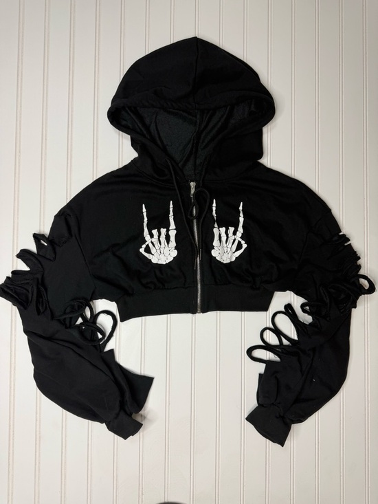 ROMWE Sweaters - ROMWE Black Zip-Up Hoodie with Pink Logo Tag